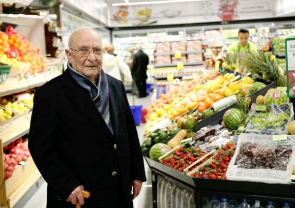 Απεβίωσε ο ιδρυτής των σούπερ μάρκετ Κρητικός