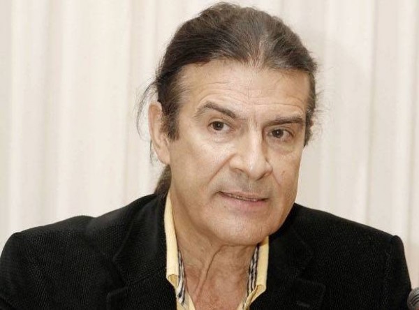 Η Εκκλησία να πληρώνει μόνη τους κληρικούς