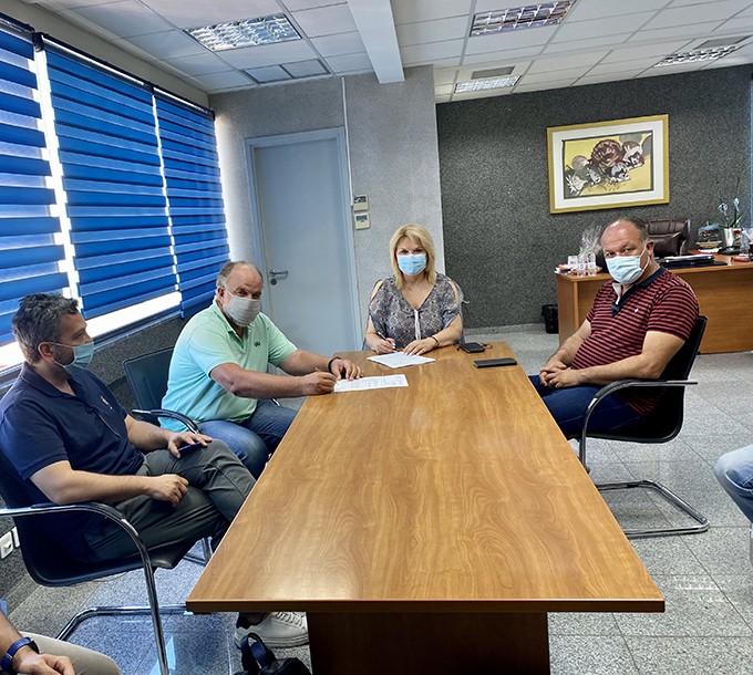 Υπογράφηκε η σύμβαση για τη Δημοτική Αγορά Χαλκίδας