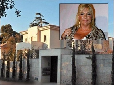 Στο σφυρί και η δεύτερη μεζονέτα της Δήμητρας Λιάνη - Παπανδρέου