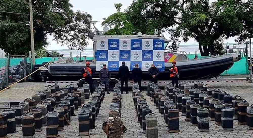 ΚΟΛΟΜΒΙΑ: Μετέφεραν κοκαΐνη με αυτοσχέδιο υποβρύχιο