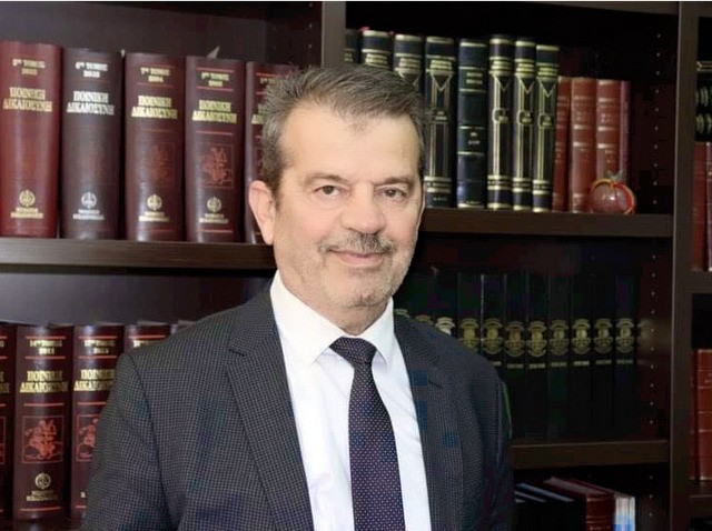 Ο δικηγόρος Δημήτρης Ανδρέου ανακοίνωσε επίσημα ότι κατεβαίνει για Δήμαρχος Χαλκίδας