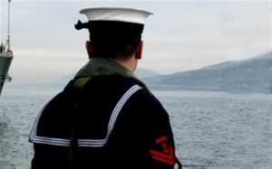 «Μαϊμού» ναύτης κλέβει ηλικιωμένους