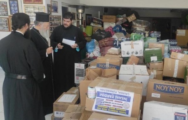 ΜΗΤΡΟΠΟΛΗ ΧΑΛΚΙΔΟΣ: Ξεκίνησε η αποστολή της ανθρωπιστικής βοήθειας στην Τουρκία