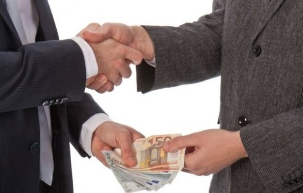 Συνταξιούχος στρατιωτικός εξαπατούσε ανυποψίαστους πολίτες