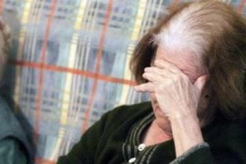 Απατεώνες βούτηξαν 1950 ευρώ από ηλικιωμένη