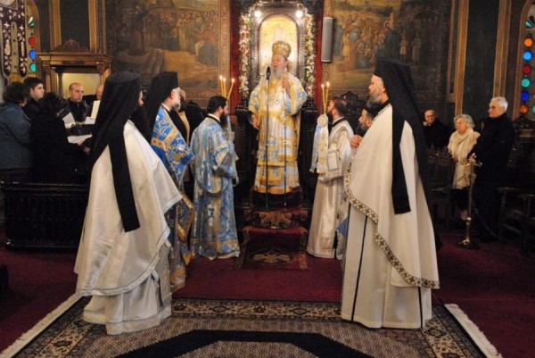 ΘΕΟΦΑΝΕΙΑ: Κανονικά θα λειτουργήσουν οι εκκλησίες της Μητρόπολης Χαλκίδας
