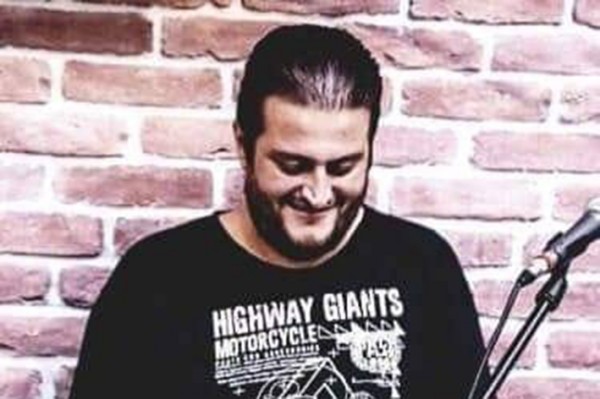 ΚΑΣΤΕΛΛΑ ΜΕΣΣΑΠΙΩΝ: Ο Πάνος Πριόνας έφυγε ξαφνικά στα 40 του χρόνια