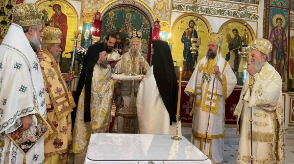 ΧΑΛΚΙΔΑ: Πανηγύρισε με πέντε Μητροπολίτες ο ναός των Ευβοέων Αγίων