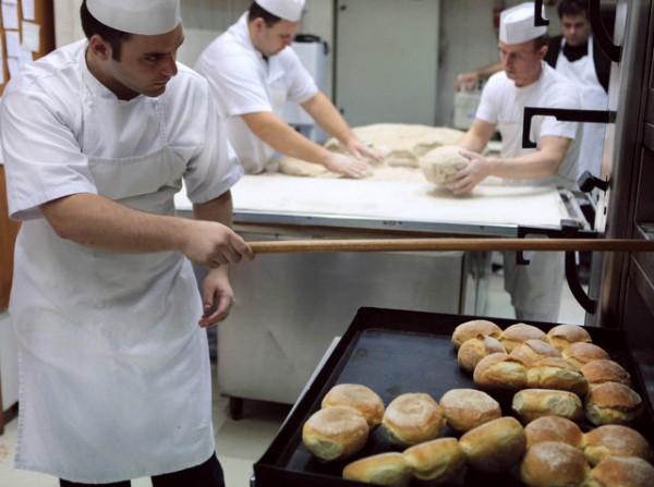 Δώδεκα αρτοποιοί από την Εύβοια πάνε για εκπαίδευση στο Βερολίνο