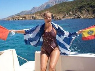 Θα κολυμπήσει από τη Pαφήνα ως την Kάρυστο