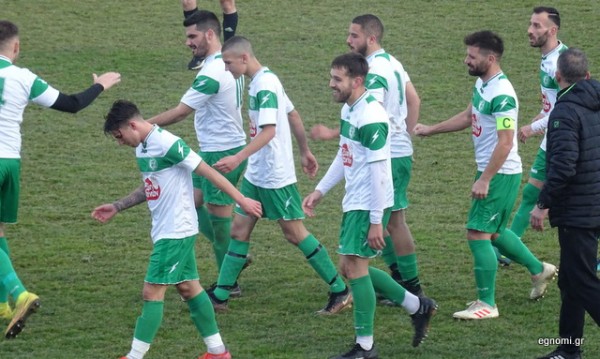 ΣΤΑΥΡΟΣ-ΗΡΑΚΛΗΣ ΨΑΧΝΩΝ 1-1: Έμεινε όρθιος στο σπίτι του γείτονα, ήταν καλύτερος στο β' ημίχρονο