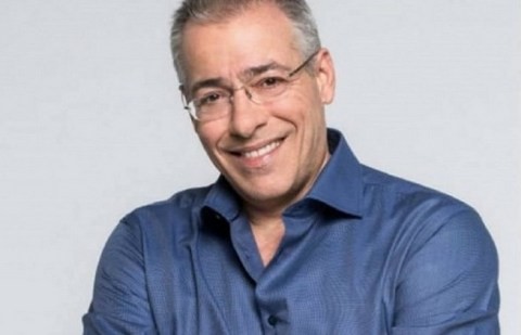 Νίκος Μάνεσης: Απολογήθηκε και ζήτησε συγνώμη στον αέρα (VIDEO)