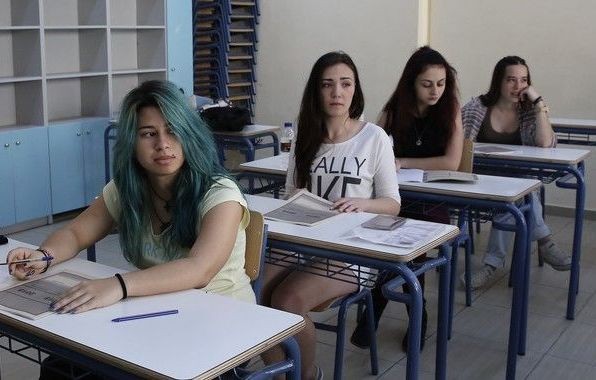 Αρχίζει η υποβολή αιτήσεων συμμετοχής στις Πανελλαδικές εξετάσεις