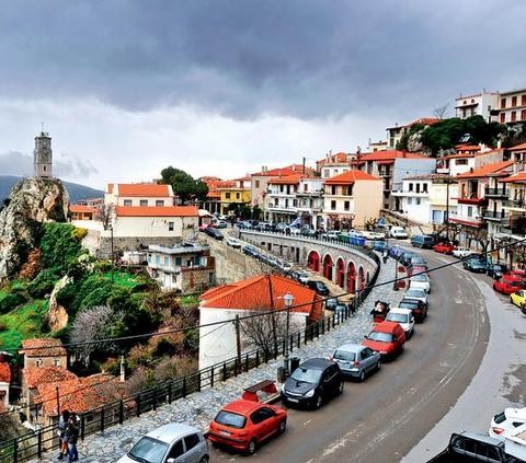 Πήγε βόλτα το Σάββατο στην Αράχωβα και κατέληξε στη φυλακή