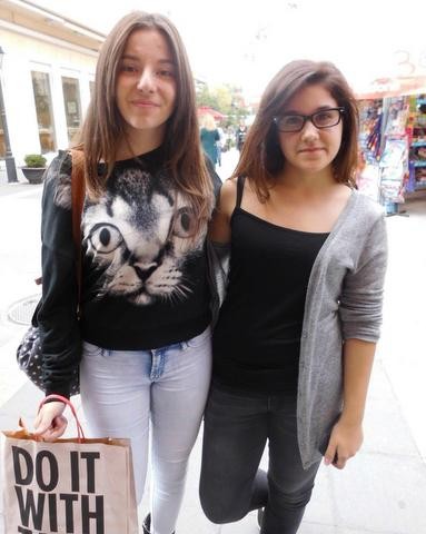 Τα κορίτσια είχαν το μυαλό τους στο φαγητό