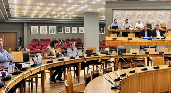 Ποια έργα και δράσεις για την Εύβοια εγκρίθηκαν στην τελευταία συνεδρίαση του Περιφερειακού Συμβουλίου