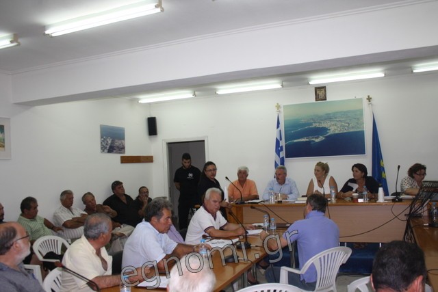 ΔΗΜΟΣ ΕΡΕΤΡΙΑΣ: Πολλά ...ντεσιμπέλ για τα καταστήματα