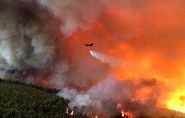 ΦΩΤΙΑ ΕΥΒΟΙΑ: Αυτές είναι οι δυνάμεις που επιχειρούν στο νησί σύμφωνα με ανακοίνωση της Πυροσβεστικής