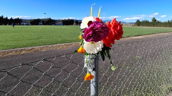 ΔΥΣΤΟΣ-ΑΝΑΓΕΝΝΗΣΗ ΜΑΝΤΟΥΔΙΟΥ 3-2: Νίκη αφιερωμένη στη μνήμη του Βασίλη Σπίθα