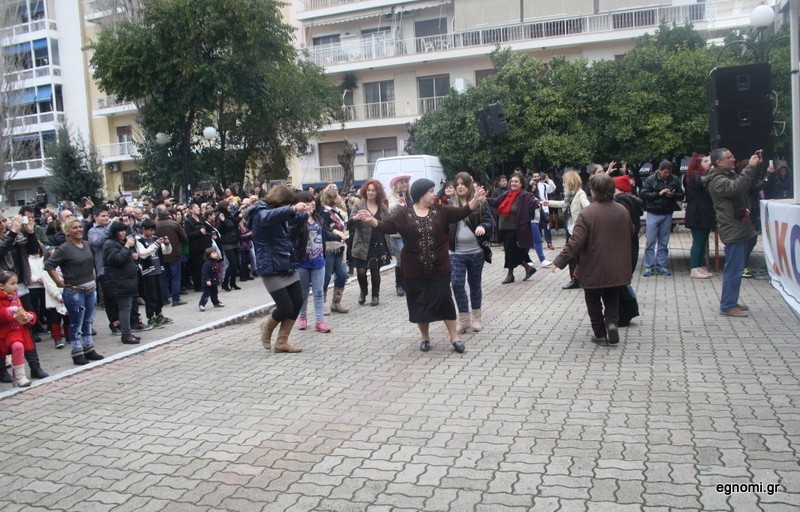 Γωγώ Τσαμπά στη Χαλκίδα: Τα Καγκέλια ξεσήκωσαν τον κόσμο