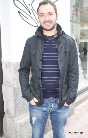 Ο Δημήτρης σε ρόλο συμβουλάτορα