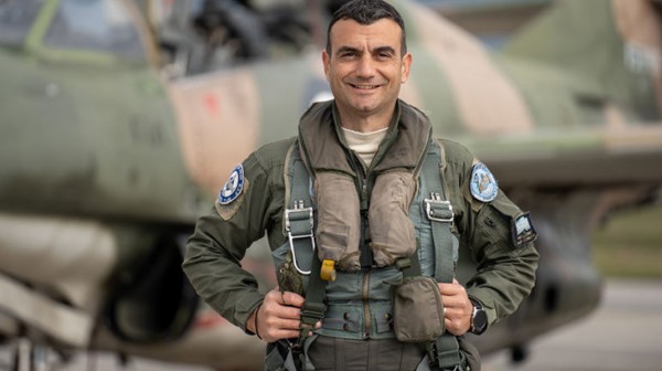 Μπροστά στα μάτια της γυναίκας του και των παιδιών του έχασε την ζωή του ο 40χρονος πιλότος