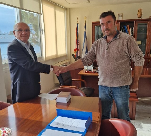 ΔΗΜΟΣ ΕΡΕΡΙΑΣ: Ανέλαβε καθήκοντα ο νέος τοπικός σύμβουλος Ερέτριας
