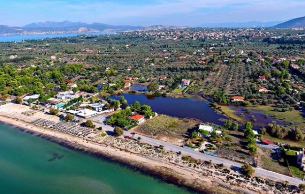 Οι Αλυκές Δροσιάς απέκτησαν λίμνη μετά την καταιγίδα