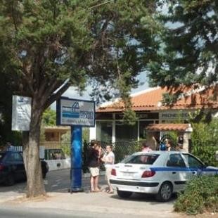 Εκοψε το λαιμό του με φαλσέτα