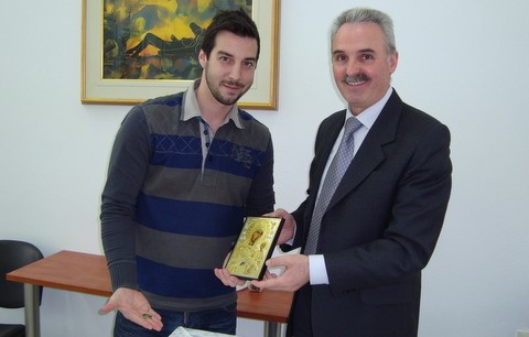 Ο τυχερός πήρε πέντε μέρες άδεια