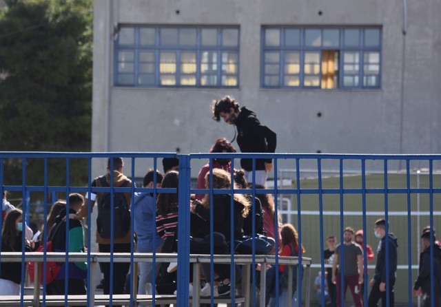 Ανήλικος ξυλοκόπησε 15χρονο μαθητή μέσα στο σχολείο