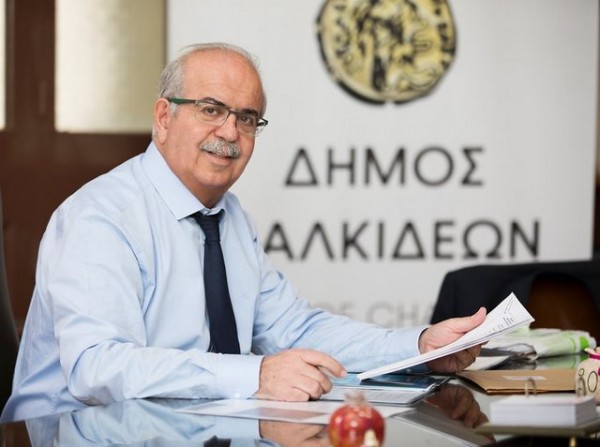 ΠΑΓΩΝΗΣ: Έγιναν μετακινήσεις δημοτικών συμβούλων για το μεροκάματο