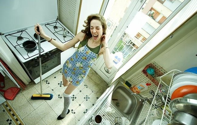 Τι κάνουν τα κορίτσια στο σπίτι;