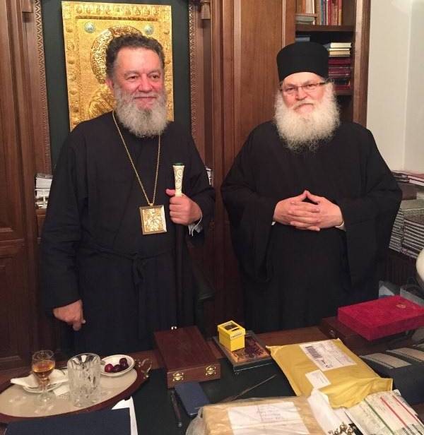 ΗΓΟΥΜΕΝΟΣ ΕΦΡΑΙΜ: Αμαρτωλός είμαι, απατεώνας δεν είμαι