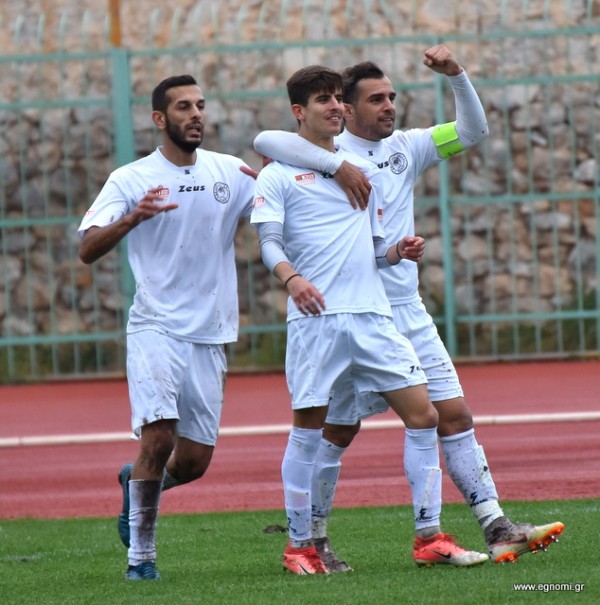 ΑΟ ΧΑΛΚΙΣ-ΑΠΟΛΛΩΝ ΕΡΕΤΡΙΑΣ 4-1: Τον στρίμωξε στα σχοινιά και τον έβγαλε νοκ άουτ