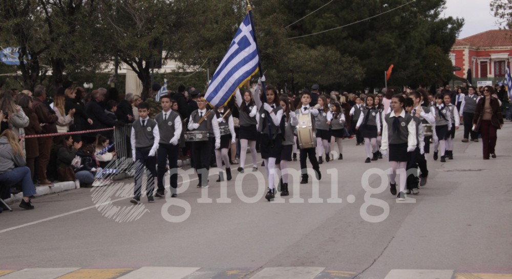 ΧΑΛΚΙΔΑ - ΠΑΡΕΛΑΣΗ 25η ΜΑΡΤΙΟΥ: Ολα τα δημοτικά (φωτό)