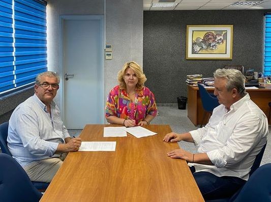 Ξεκινάει το έργο ανάπλασης της πλατείας στο Δημοτικό Σχολείο Βαθέος