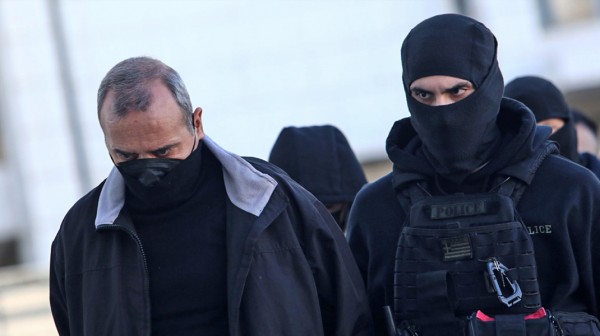 ΚΟΛΩΝΟΣ: Ένοχος ο Ηλίας Μίχος για τον βιασμό της 12χρονης - Αθώα η μητέρα