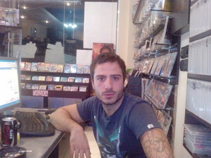 Το παιδί με το tatoo