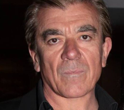 Παραβίασε κόκκινο, παρέσυρε δικυκλιστή και τον εγκατέλειψε!