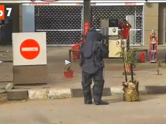 Αστυνομικός ανατινάσσεται σε εξουδετέρωση βόμβας (video)