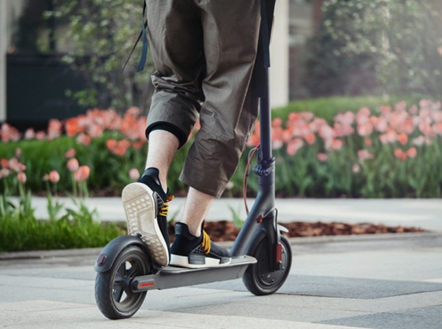 Δυο νεκροί που οδηγούσαν ηλεκτρικό πατίνι μέσα σε λίγες μέρες