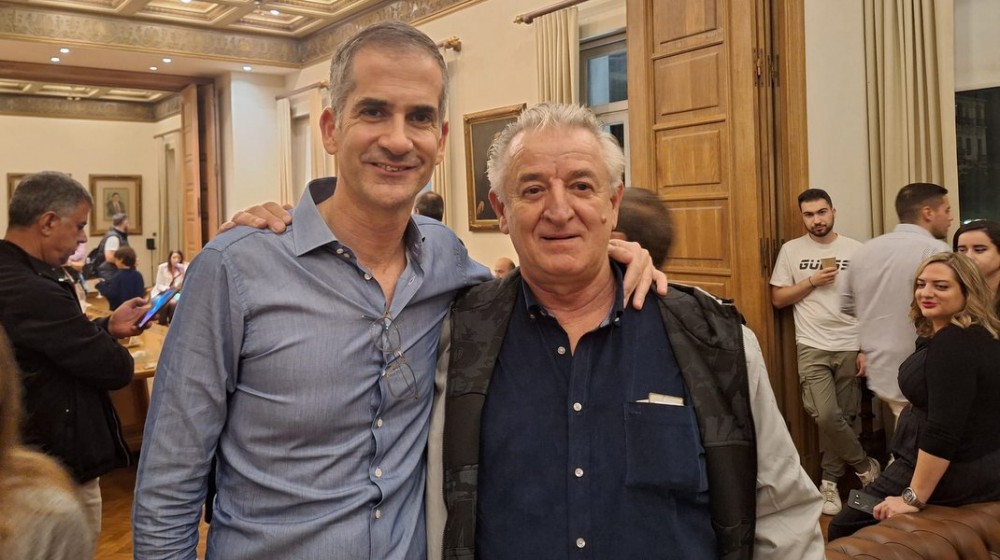 Στο πλευρό του Μπακογιάννη ο Απόστολος Βαρδακώστας την βραδιά των δεύτερων εκλογών