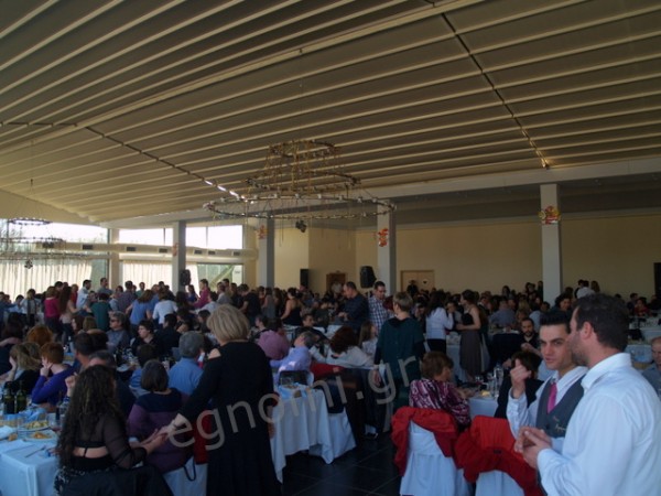 Χαμός στο χορό του συλλόγου Τ' Αλωνάκι