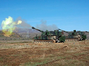 Εκτέλεση βολής στο Πεδίο Βολής Θήβας