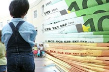 Οργή και αγανάκτηση για την μη πληρωμή των οικογενειακών επιδομάτων