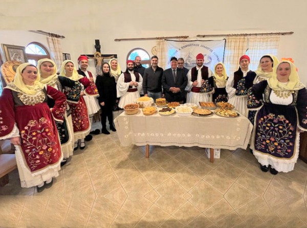 ΛΟΥΚΙΣΙΑ: Η Μπάρμπαρα χάλασε την τηλεοπτική εμφάνιση του πολιτιστικού συλλόγου στην εκπομπή του Μάνεση