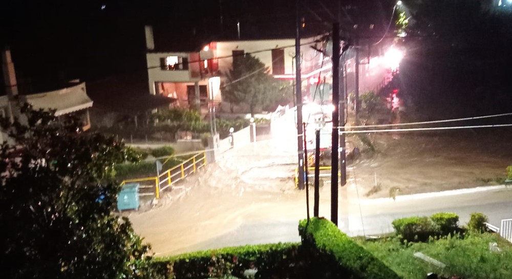 ΠΟΛΙΤΙΚΗ ΠΡΟΣΤΑΣΙΑ: Έκτακτο δελτίο επιδείνωσης καιρού και στην Εύβοια