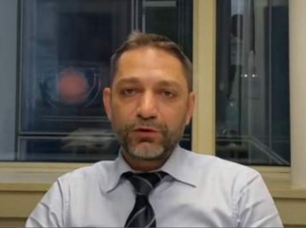 Έσβησε στον ύπνο του ο δημοσιογράφος Βασίλης Μπεσκένης
